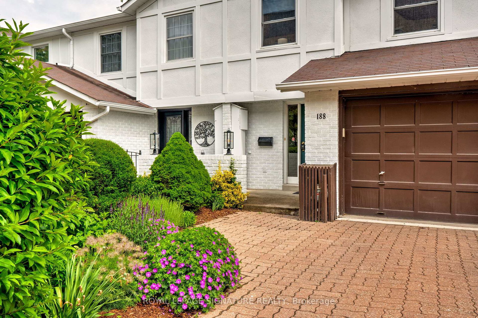 188-robinson-street-oakville-ontario-w12209473
