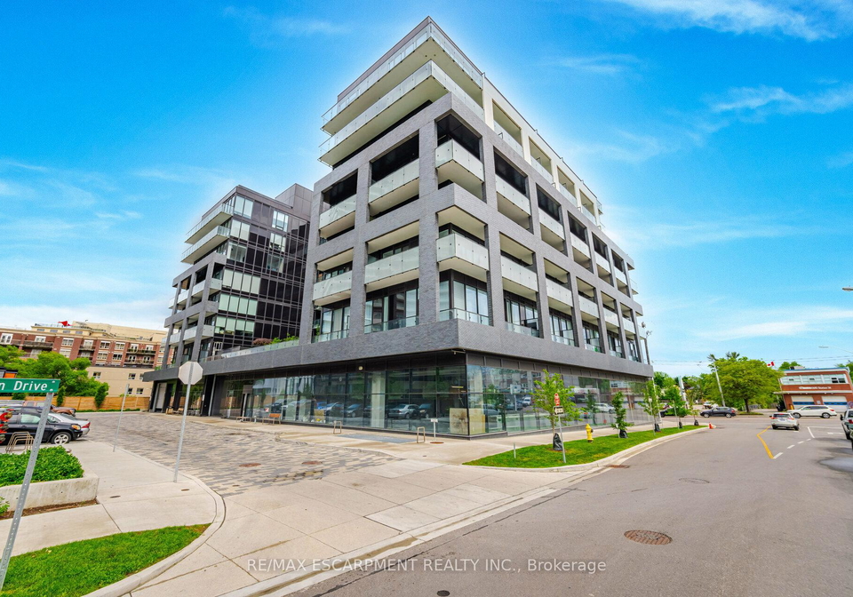 4208-dundas-street-w-etobicoke-ontario-w12209739