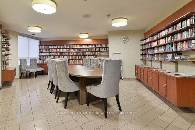 55-kingsbridge-garden-sw-mississauga-ontario-w12209838