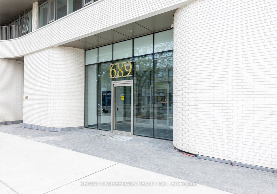 689-the-queensway-etobicoke-ontario-w12210234