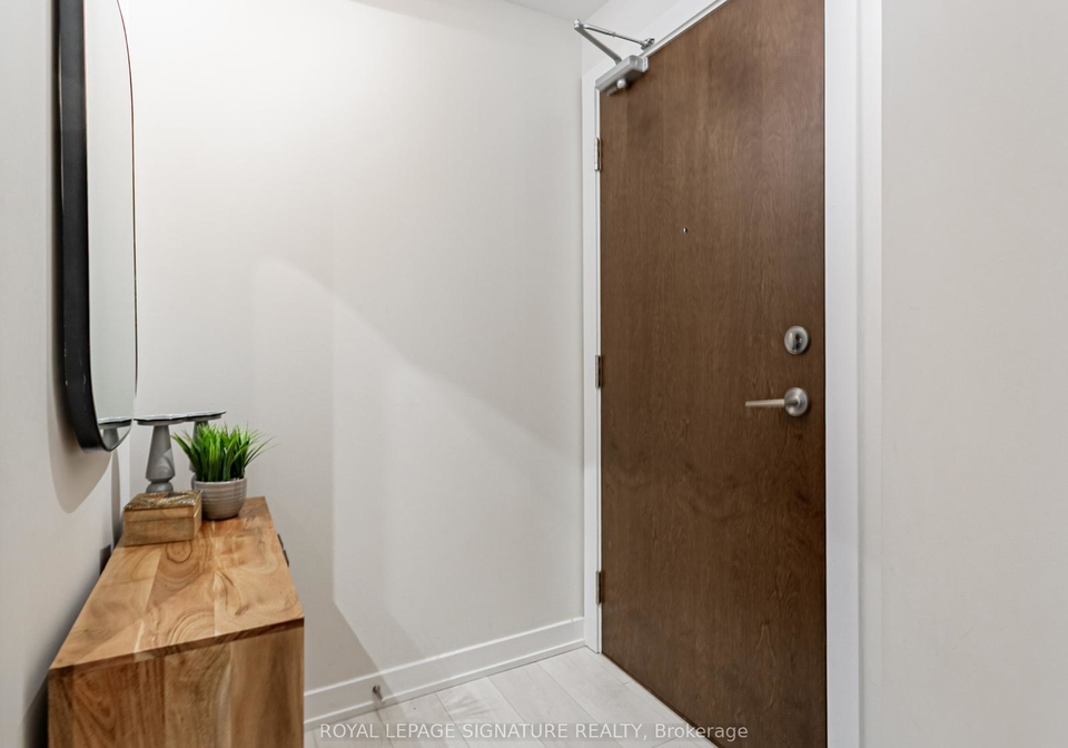 2220-lakeshore-boulevard-w-etobicoke-ontario-w12210267