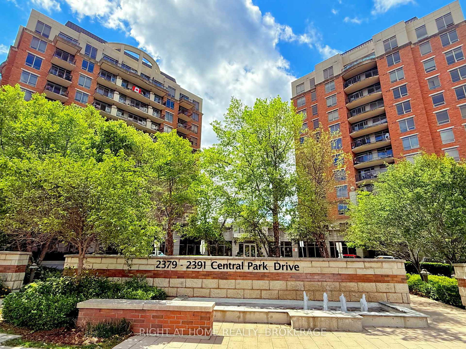 2391-central-park-drive-oakville-ontario-w12210486