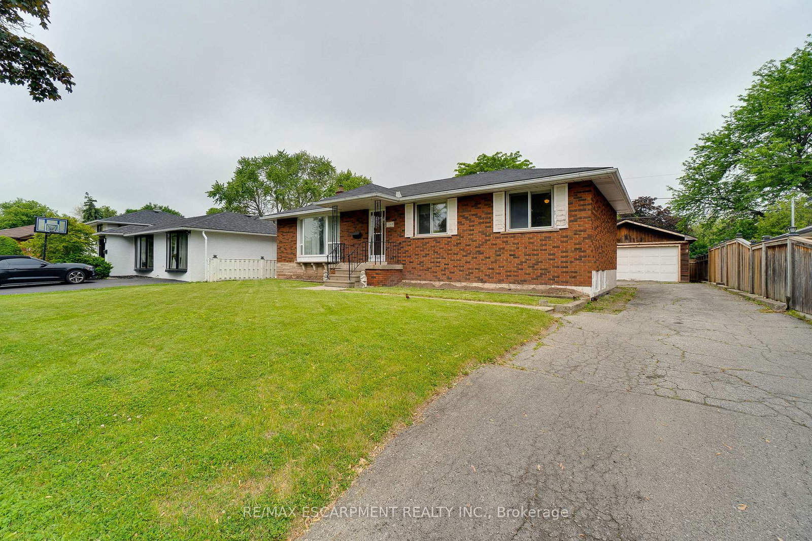 5349-spruce-avenue-burlington-ontario-w12210556