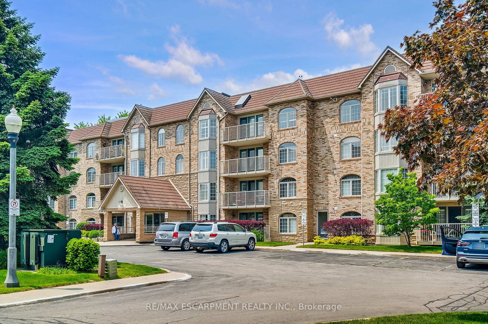 216-plains-road-w-burlington-ontario-w12210713