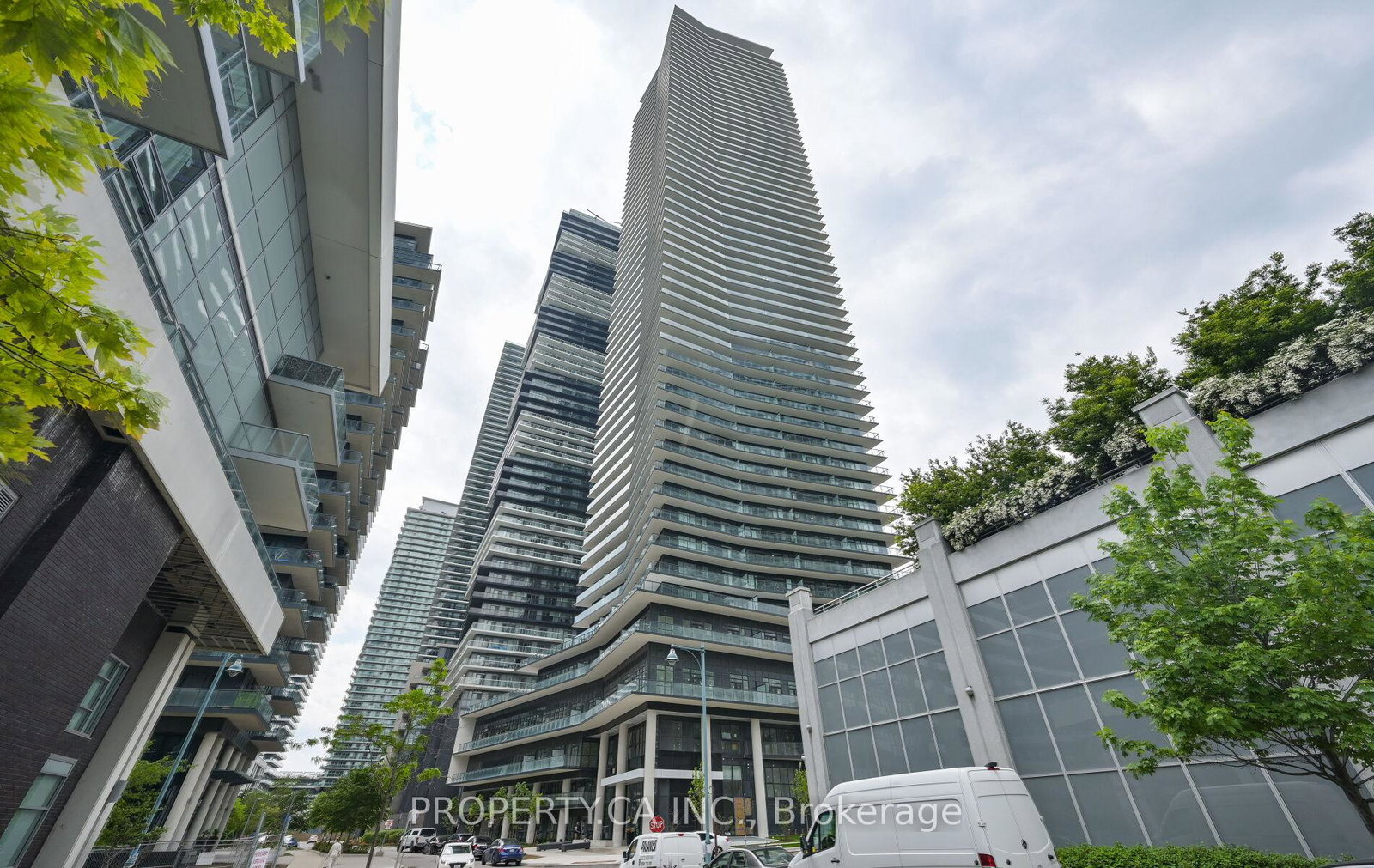 38-annie-craig-drive-etobicoke-ontario-w12210893