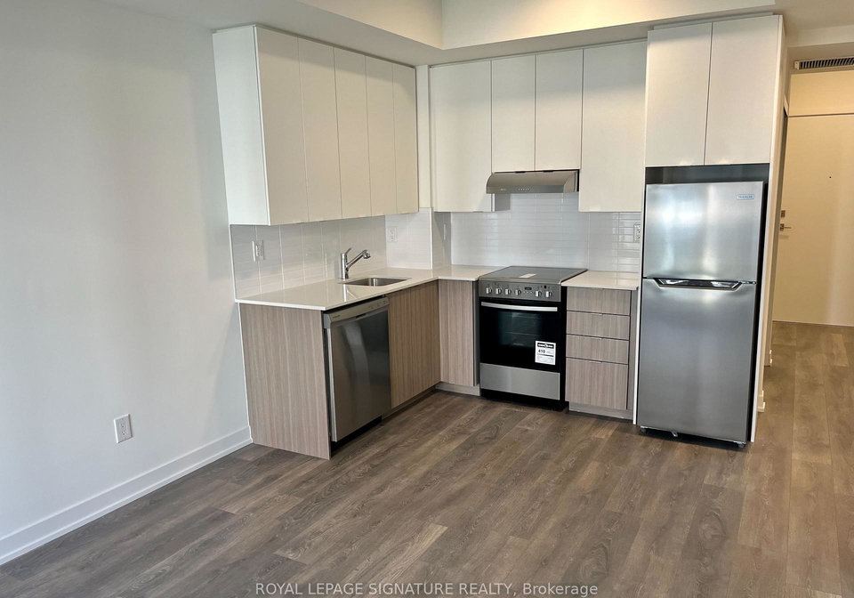 130-canon-jackson-drive-north-york-ontario-w12210925