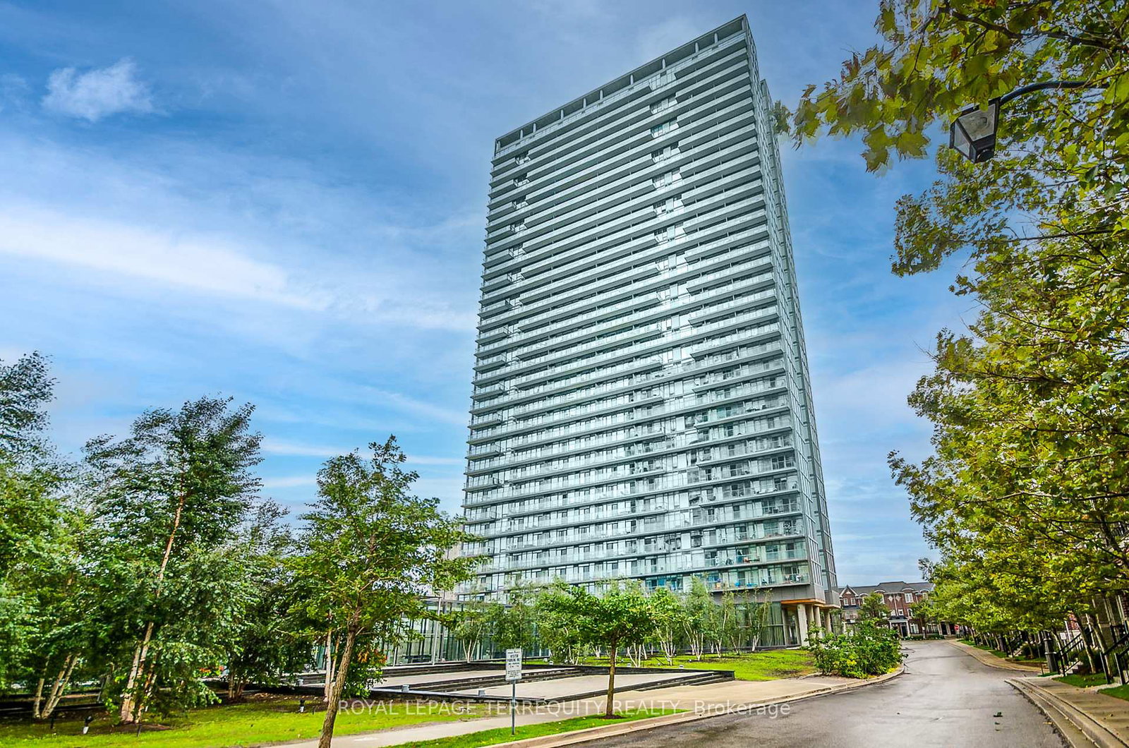 105-the-queensway-toronto-ontario-w12210987