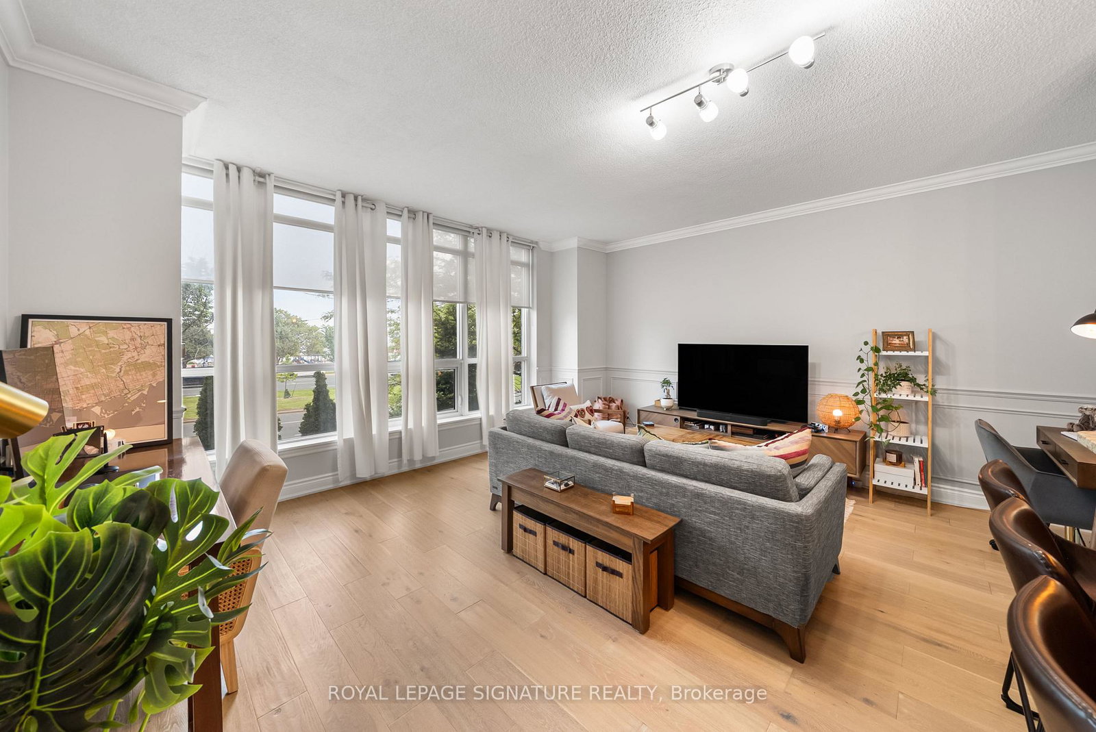 1900-lakeshore-boulevard-w-toronto-ontario-w12211154