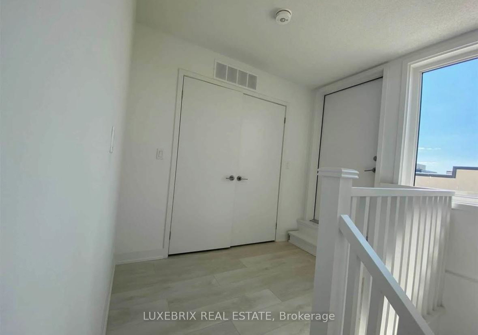1121-cooke-boulevard-burlington-ontario-w12211224