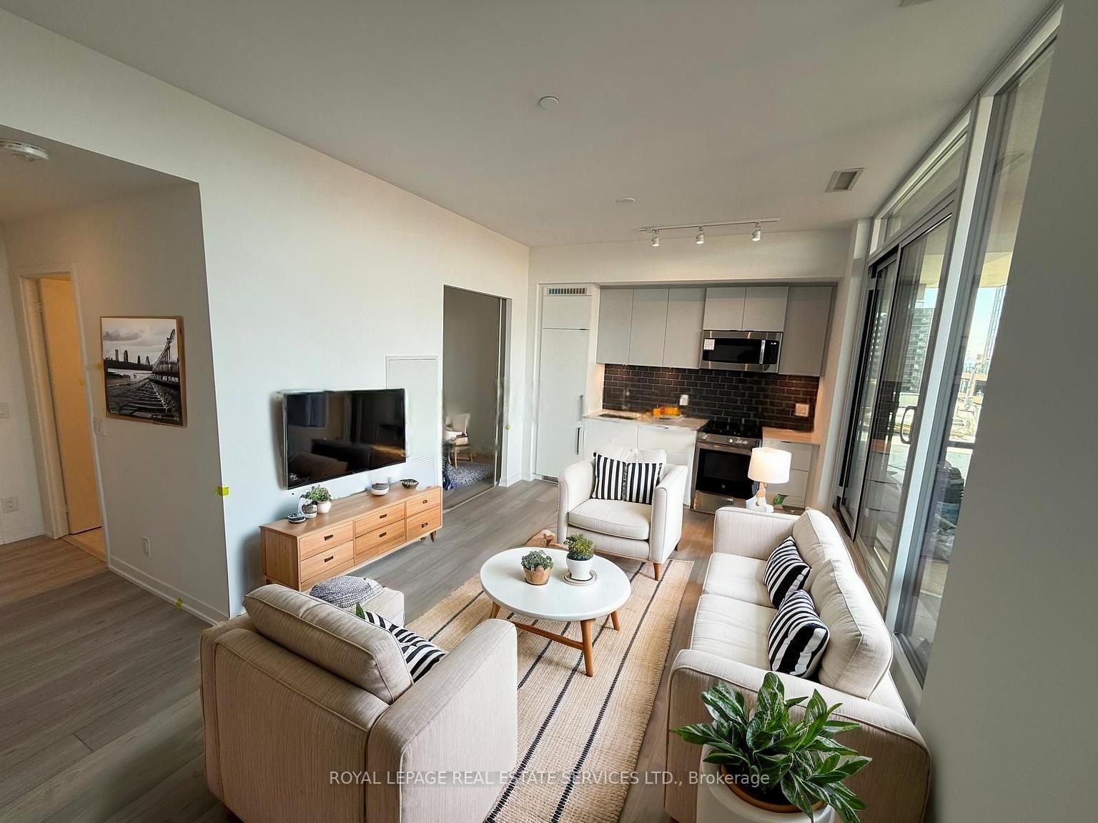 285-dufferin-street-toronto-ontario-w12211229