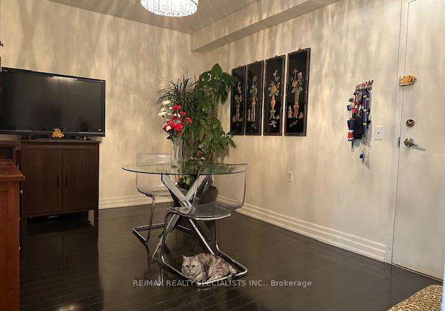 200-burnhamthorpe-road-e-mississauga-ontario-w12211299