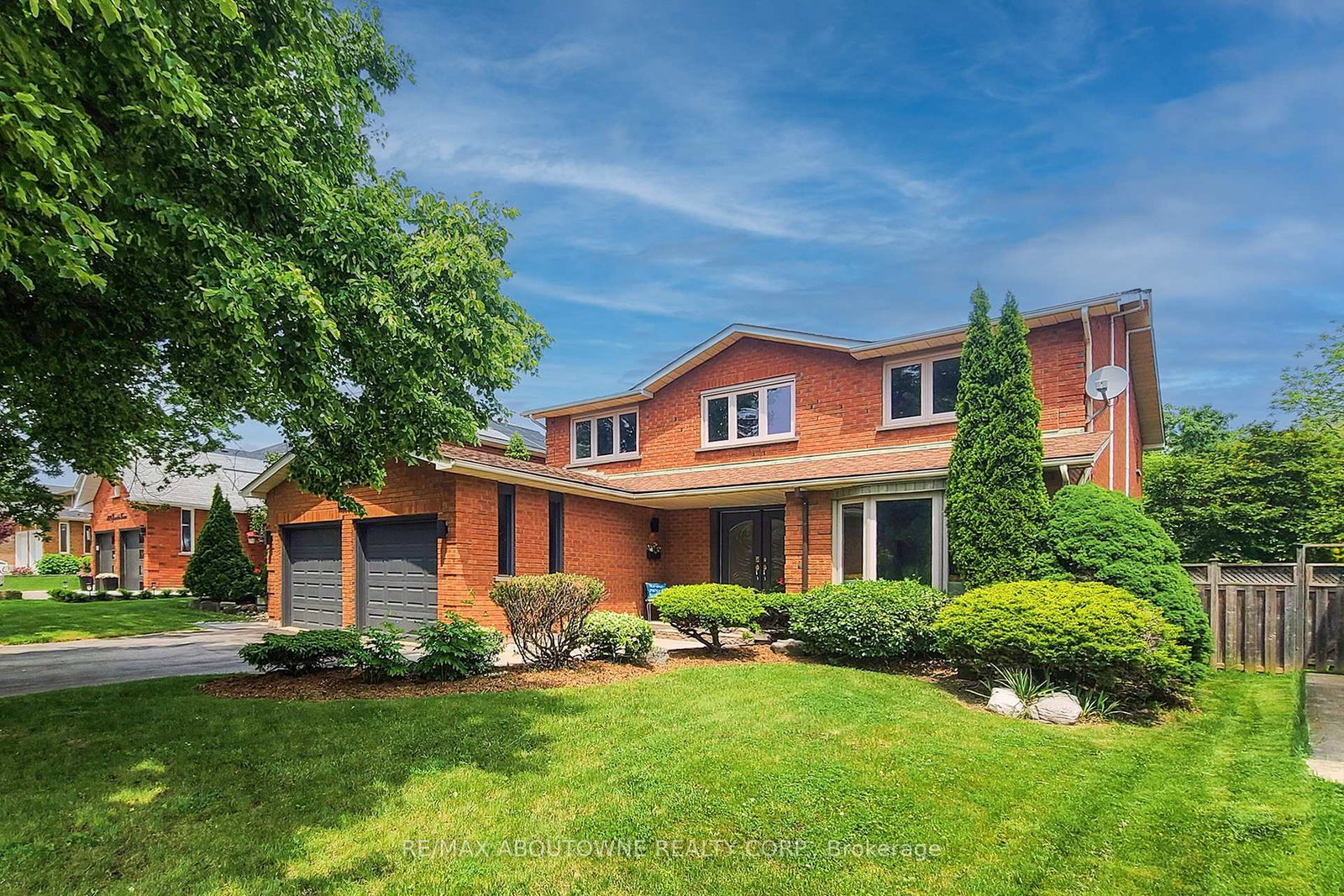 1385-greendale-terrace-oakville-ontario-w12211467