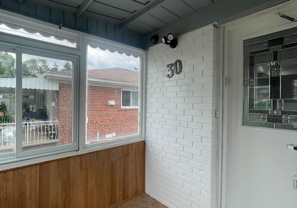 30-habitant-drive-york-ontario-w12211652