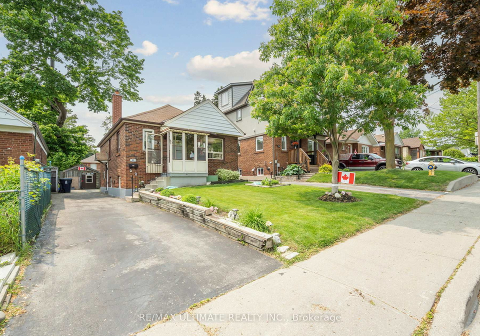 22-stephen-drive-etobicoke-ontario-w12211888