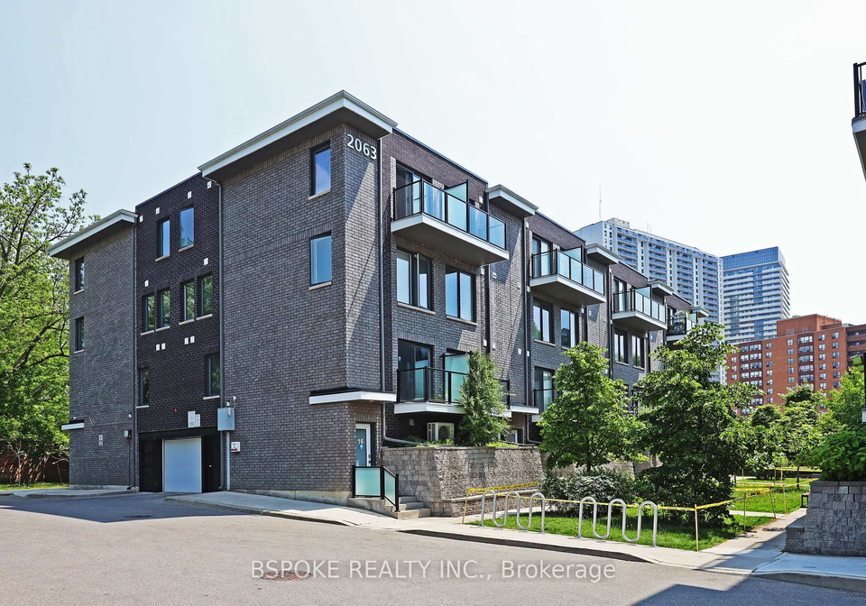 2063-weston-road-w-north-york-ontario-w12212012