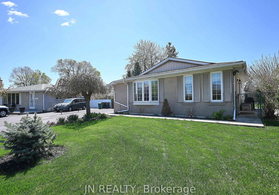 27-finchley-crescent-brampton-ontario-w12212325