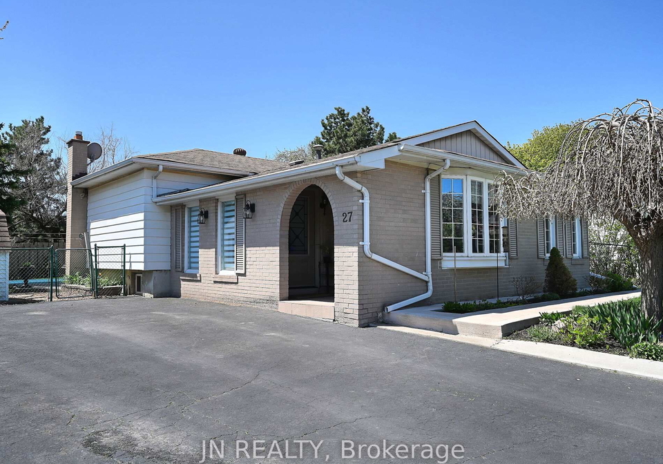 27-finchley-crescent-brampton-ontario-w12212325