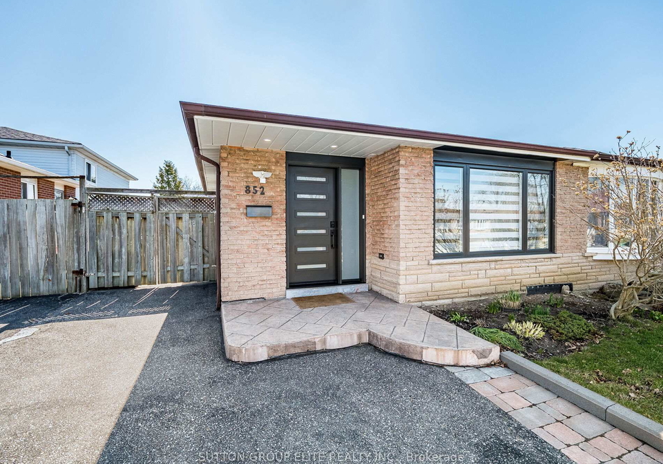852-consort-crescent-mississauga-ontario-w12212339
