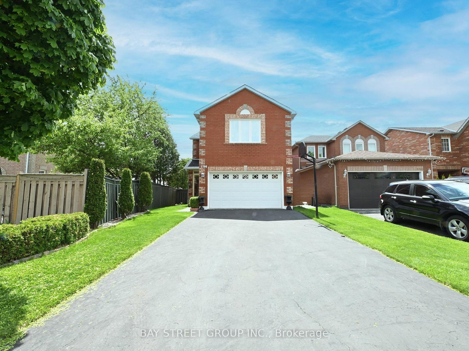 5796-sidmouth-street-mississauga-ontario-w12212360