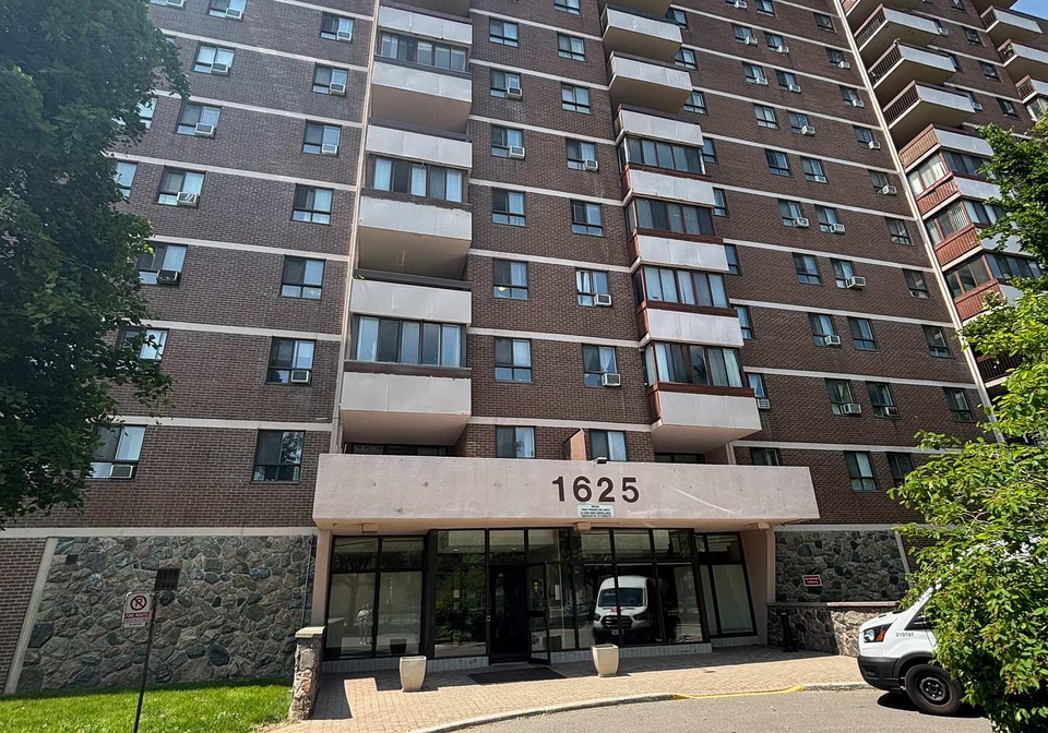 1625-bloor-street-mississauga-ontario-w12212618