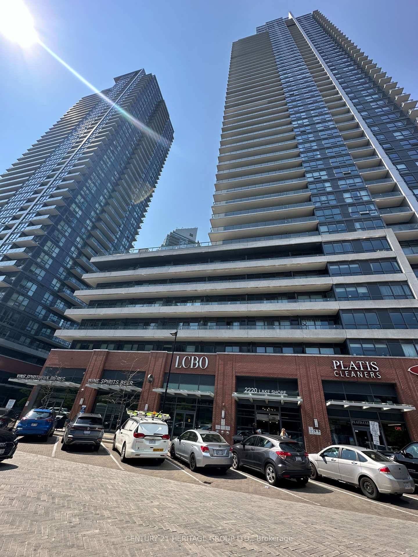 2220-lake-shore-boulevard-west-etobicoke-ontario-w12212634