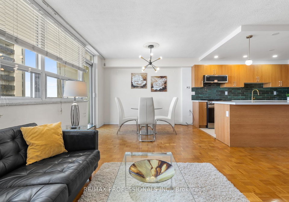 360-ridelle-avenue-north-york-ontario-w12212703