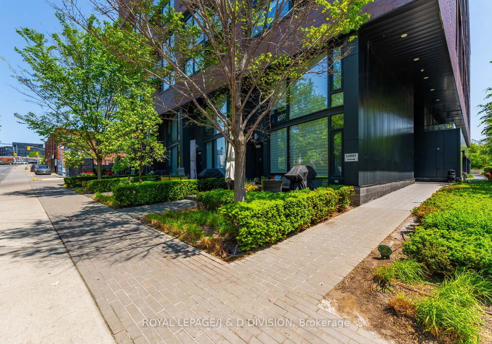 383-sorauren-avenue-toronto-ontario-w12212809
