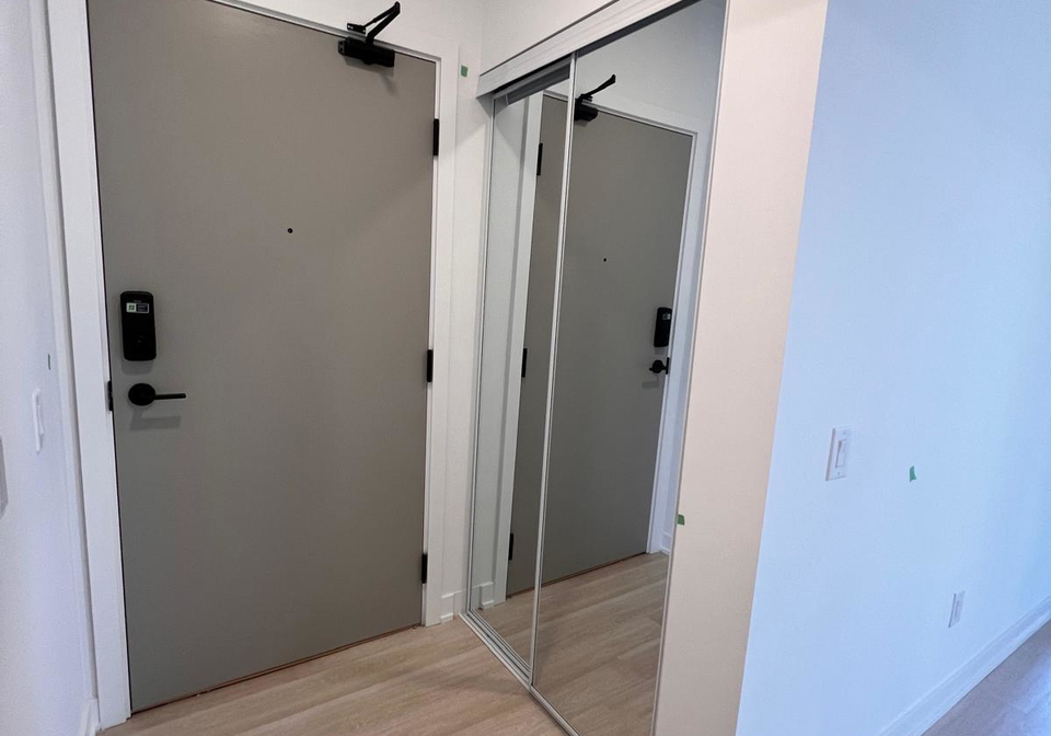 5101-hurontatio-street-mississauga-ontario-w12212841
