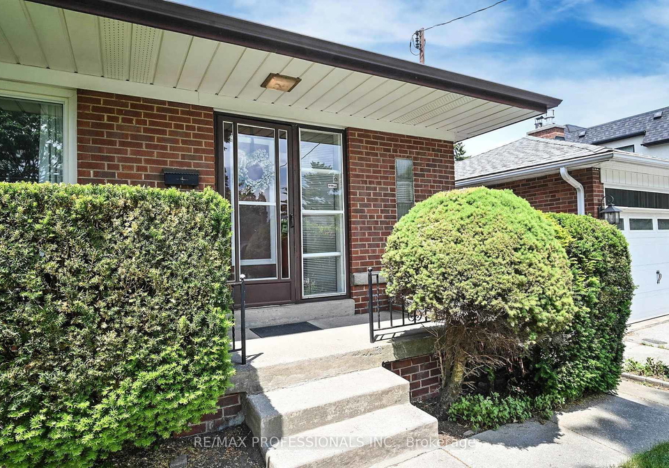 64-saybrook-avenue-etobicoke-ontario-w12212924