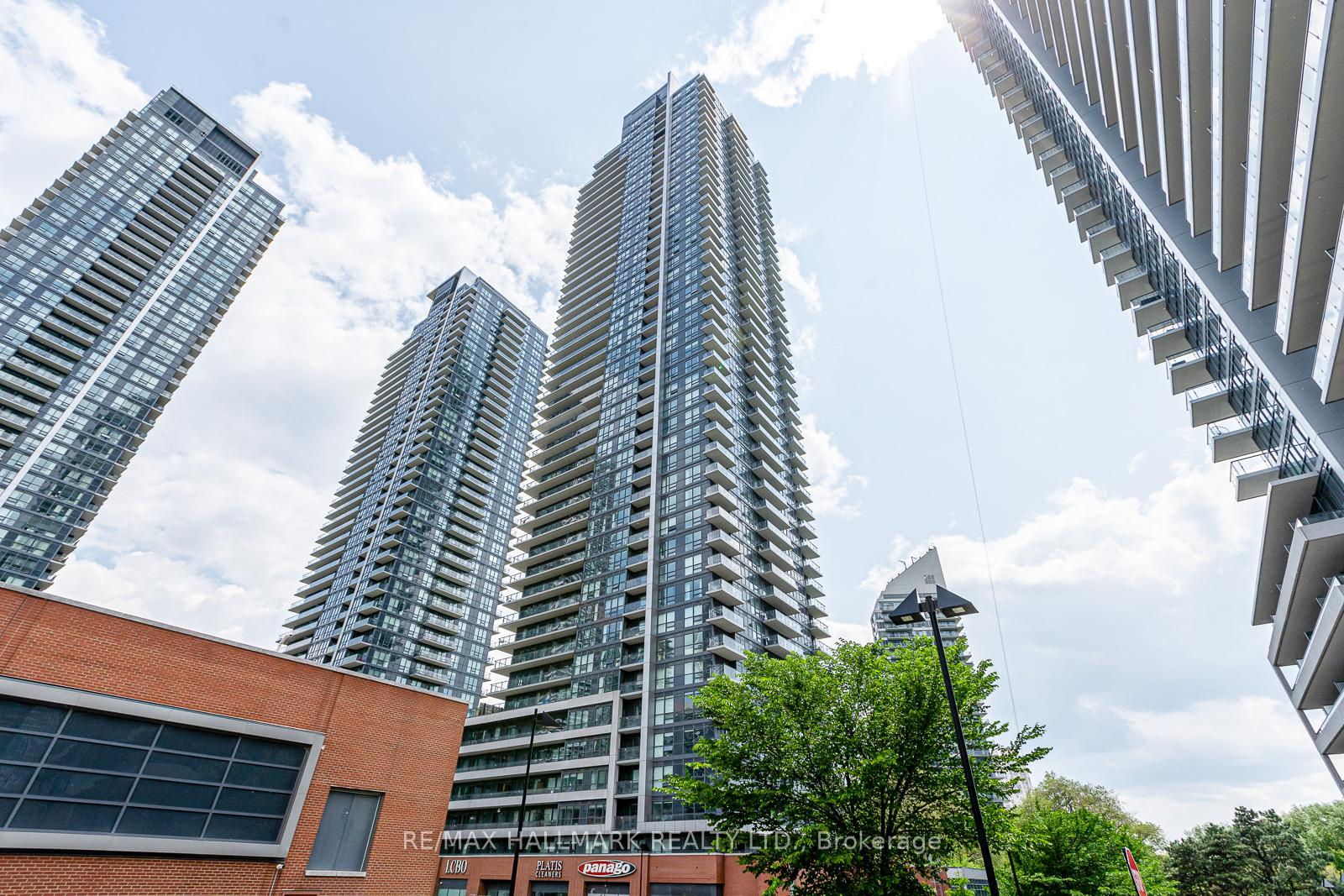 2220-lakeshore-boulevard-w-etobicoke-ontario-w12213067