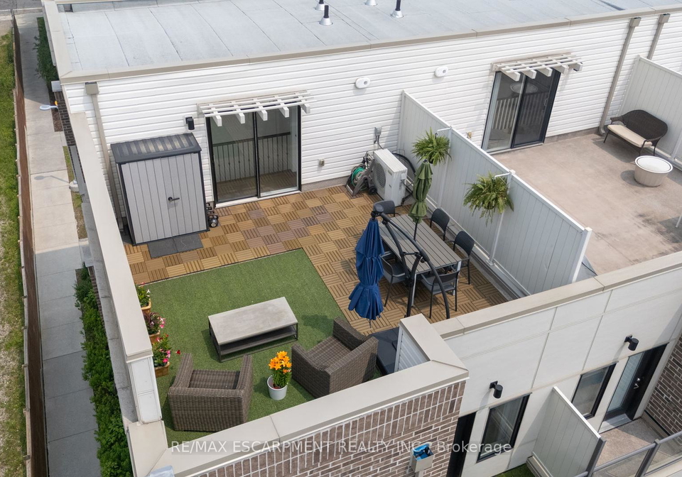 6-drummond-street-etobicoke-ontario-w12213087