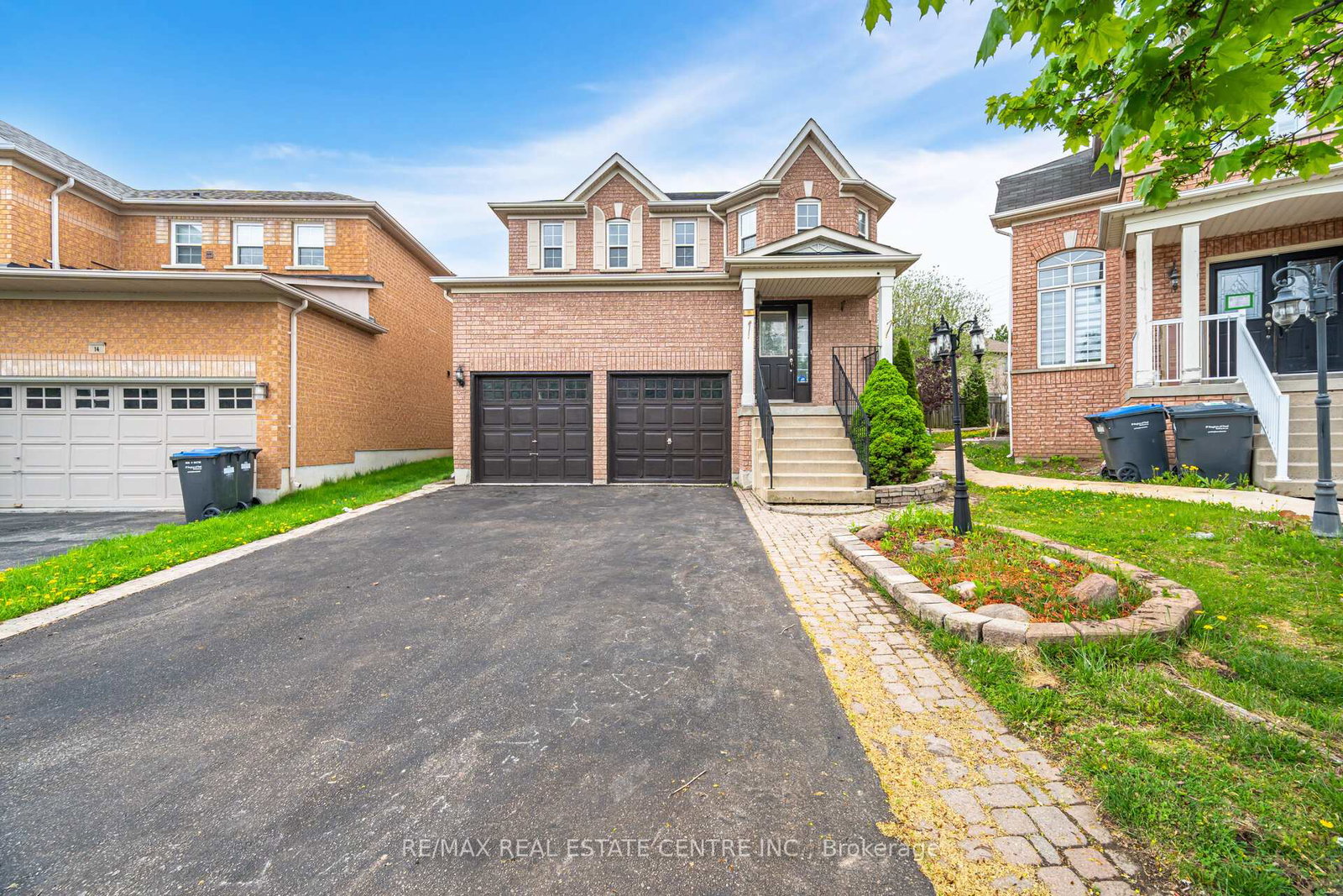 16-mistycreek-crescent-brampton-ontario-w12213129