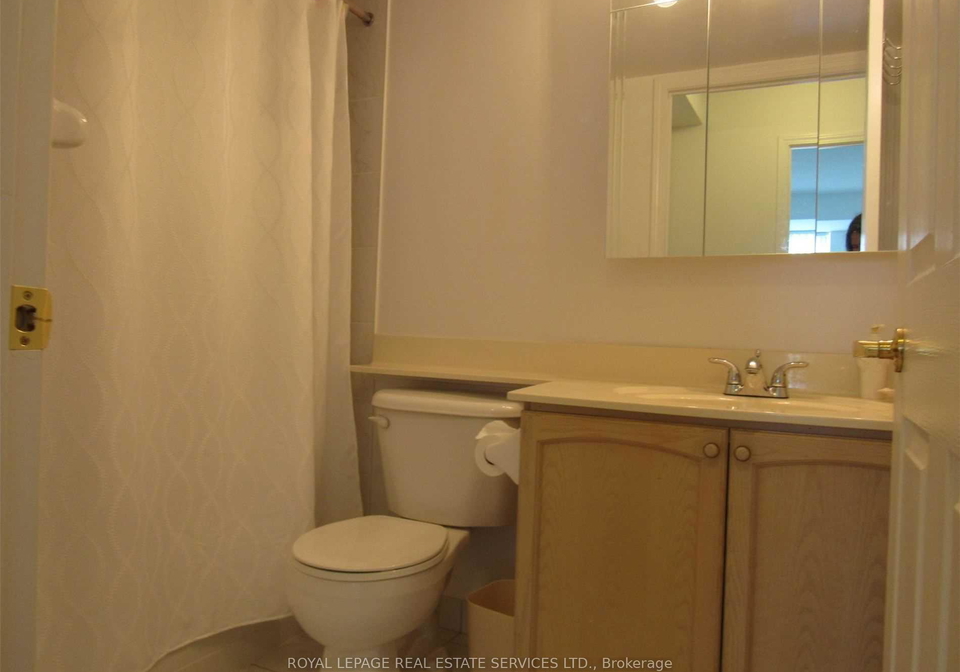 4889-kimbermount-avenue-mississauga-ontario-w12213155