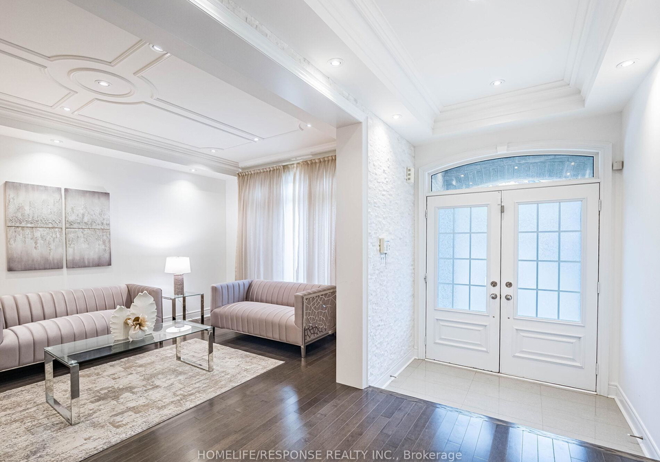 226-jessie-caverhill-passage-oakville-ontario-w12213305