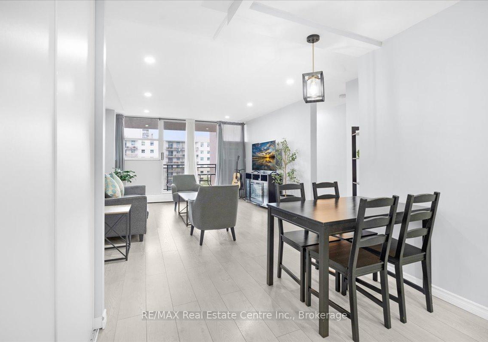 975-warwick-court-burlington-ontario-w12213829