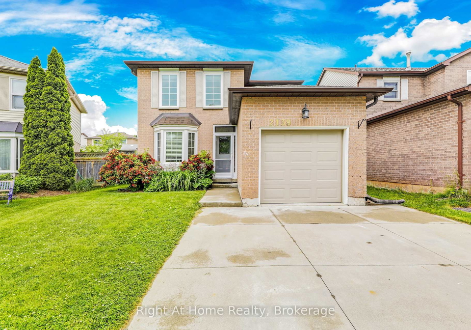 2139-hunt-crescent-burlington-ontario-w12213876