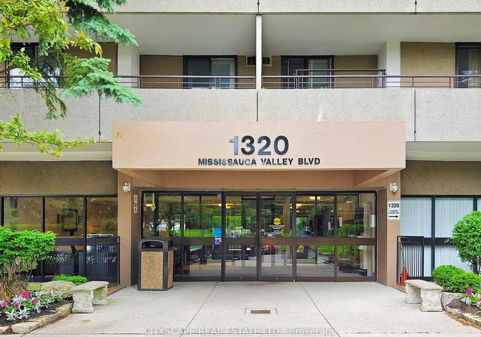 1320-valley-boulevard-mississauga-ontario-w12213980