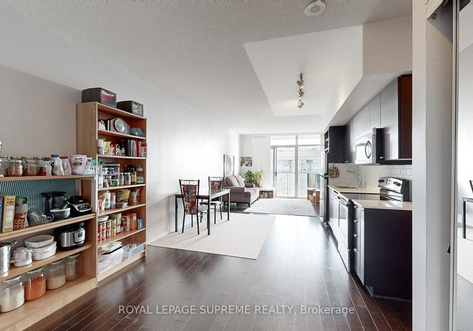 103-the-queensway-avenue-toronto-ontario-w12214125