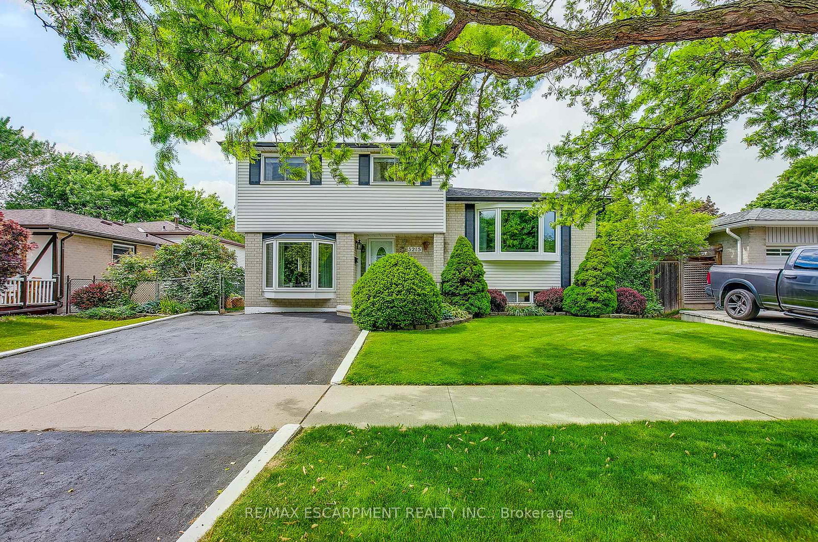3215-heathfield-drive-burlington-ontario-w12214144