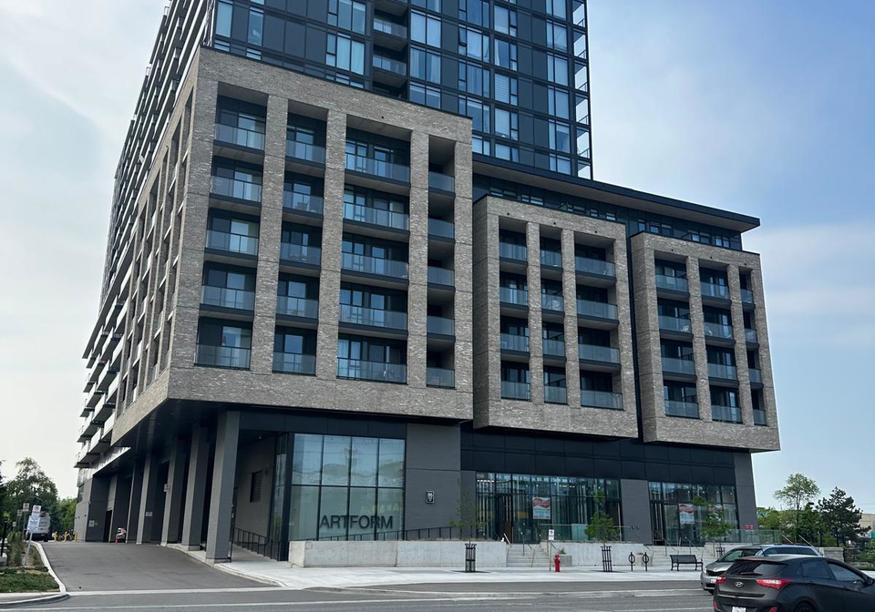 86-dundas-street-mississauga-ontario-w12214478
