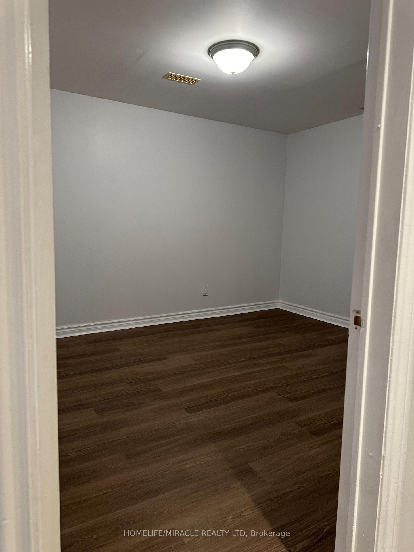 6748-kazoo-court-w-mississauga-ontario-w12214608