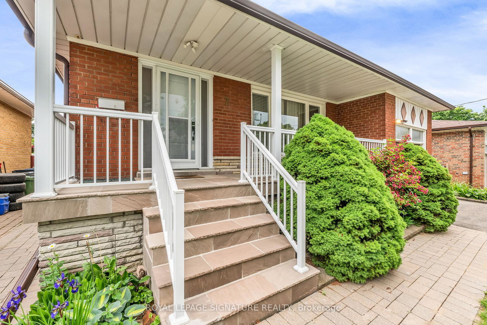 7-west-wareside-road-etobicoke-ontario-w12214631