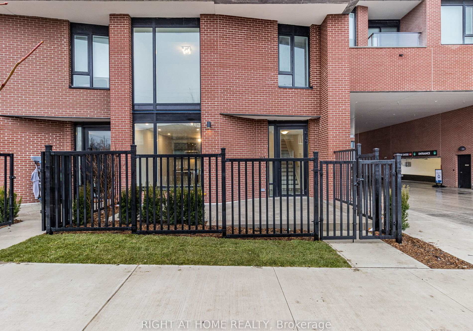 5-maryport-avenue-york-ontario-w12215094