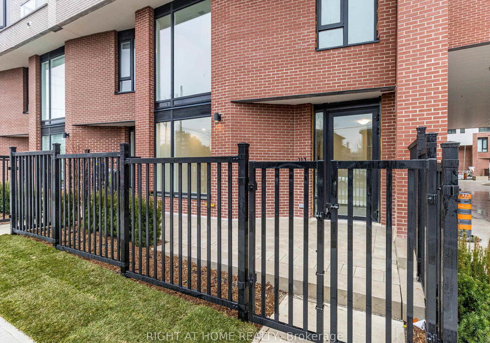 5-maryport-avenue-york-ontario-w12215094