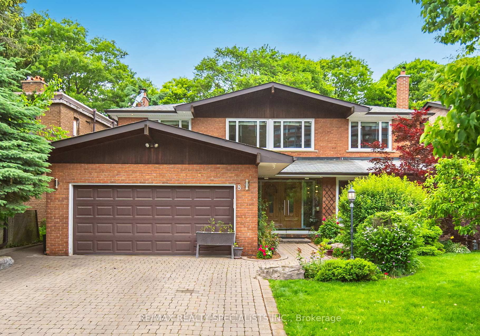 8-strath-humber-court-etobicoke-ontario-w12215100