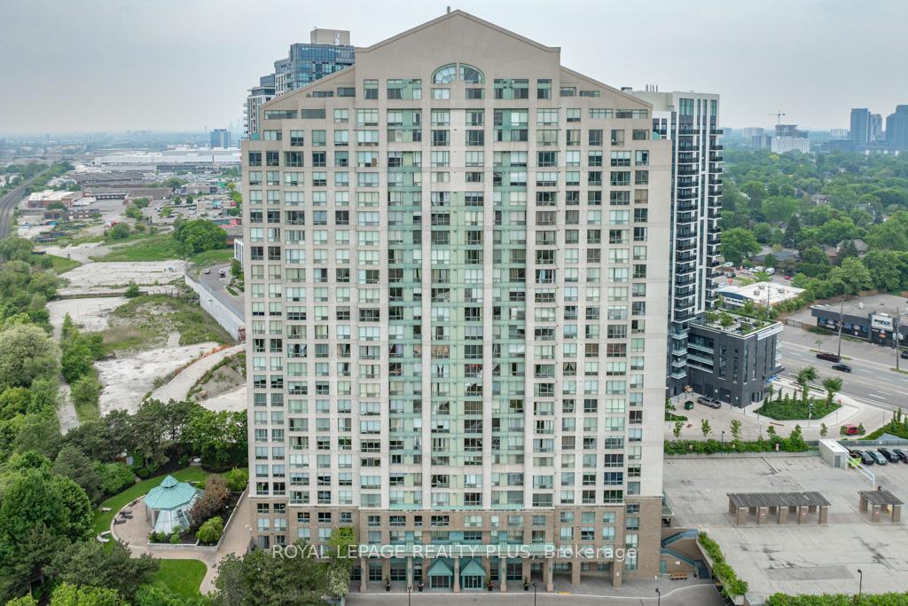 101-subway-crescent-etobicoke-ontario-w12215225