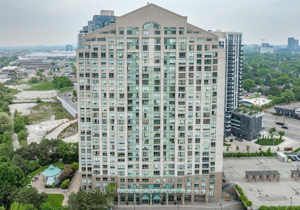 101-subway-crescent-etobicoke-ontario-w12215225