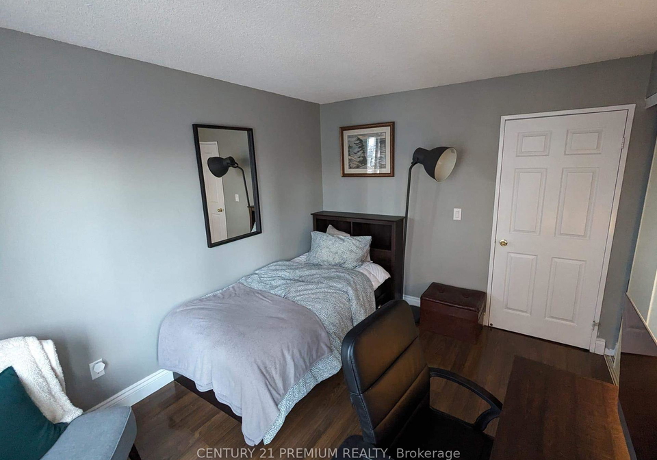 335-webb-drive-mississauga-ontario-w12215283