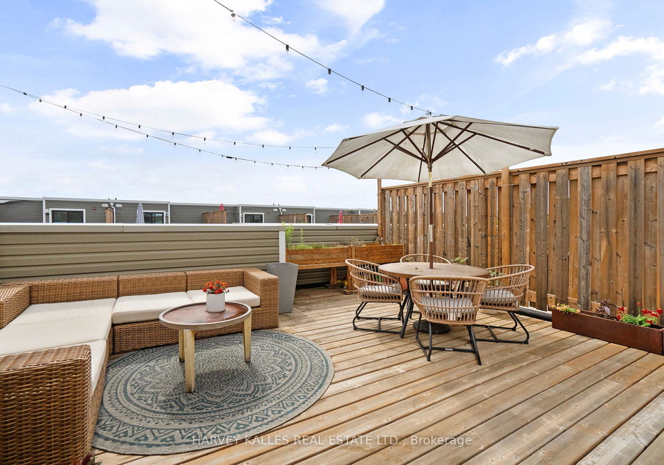 85-eastwood-park-gardens-etobicoke-ontario-w12215389