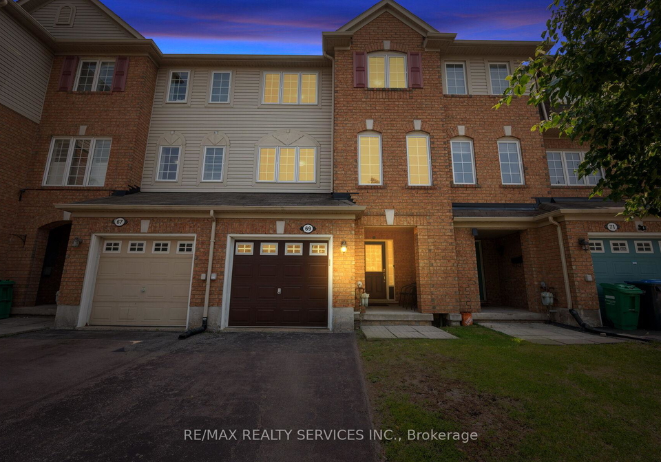 69-decker-hollow-circle-brampton-ontario-w12215482